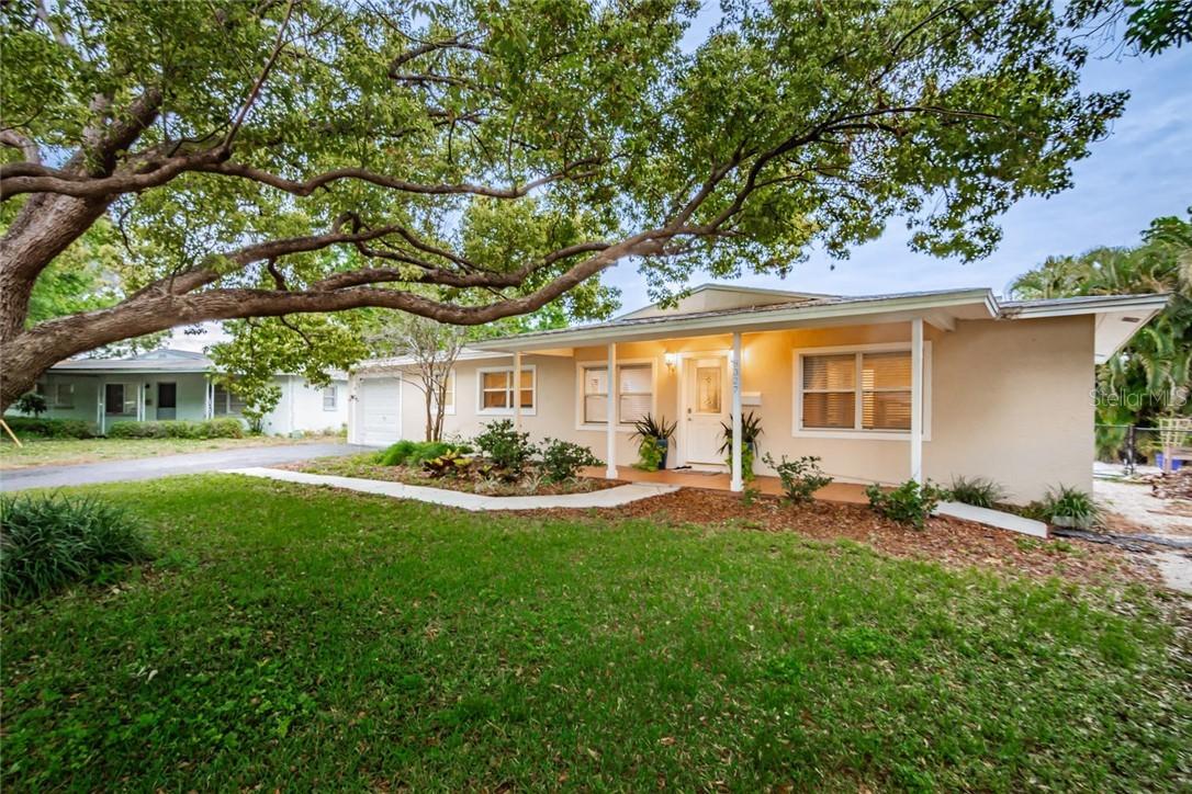 8327 15th St., St Petersburg, FL 33702