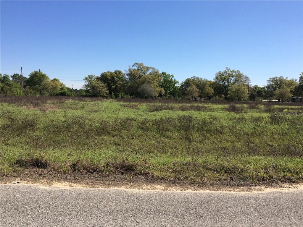 8800 Valerie Ct., Zephyrhills, FL 33540