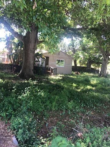 2812 W Foster Ave., Tampa, FL 33611