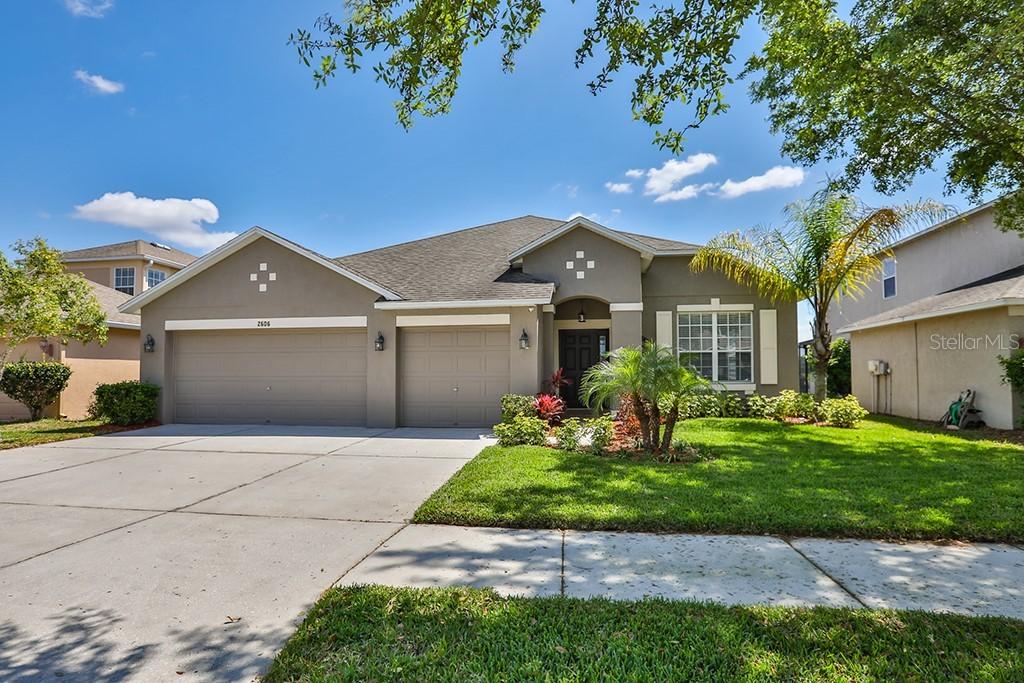 2606 Dakota Rock Dr., Ruskin, FL 33570