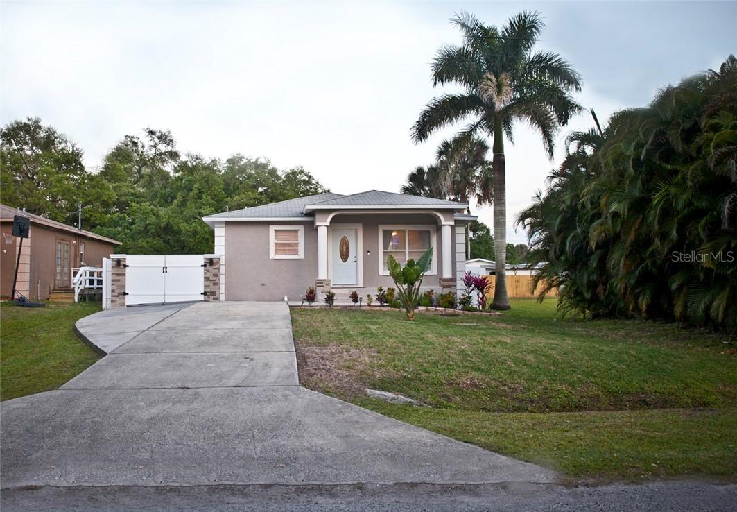 708 Parsons St., Ruskin, FL 33570