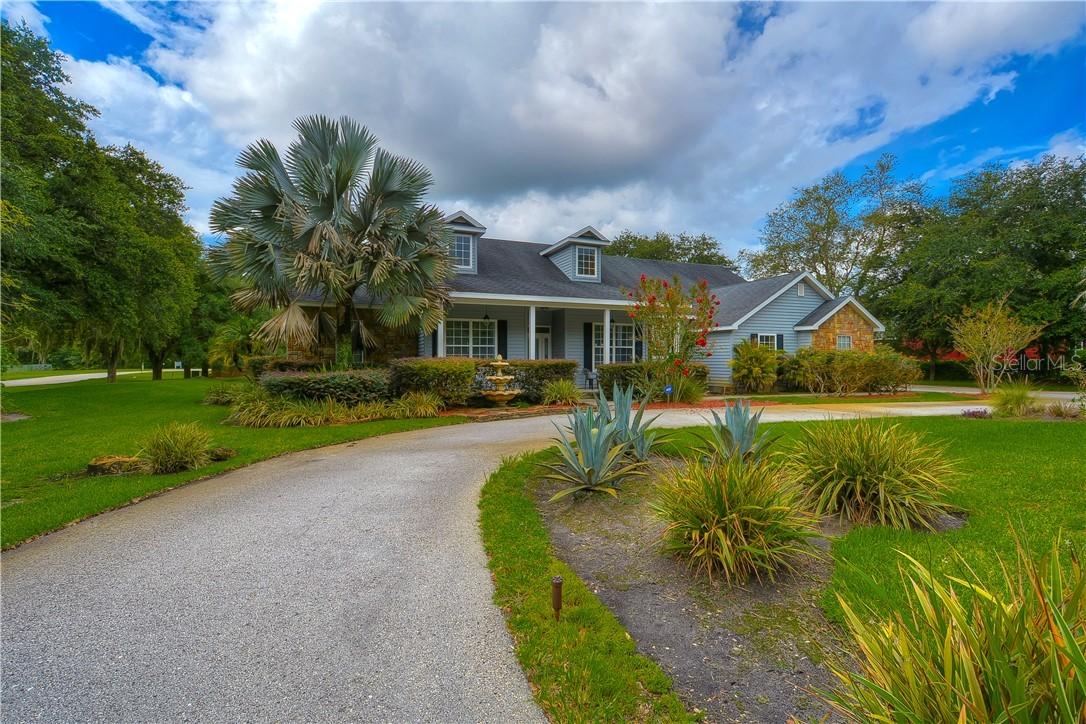 3413 Melissa Country Way, Lutz, FL 33559