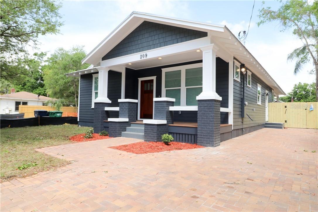 301 W Hamilton Ave., Tampa, FL 33604