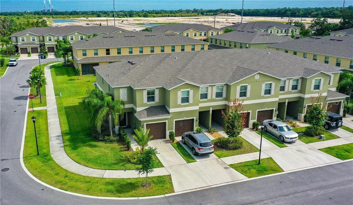 2143 Golden Falcon Dr., Ruskin, FL 33570