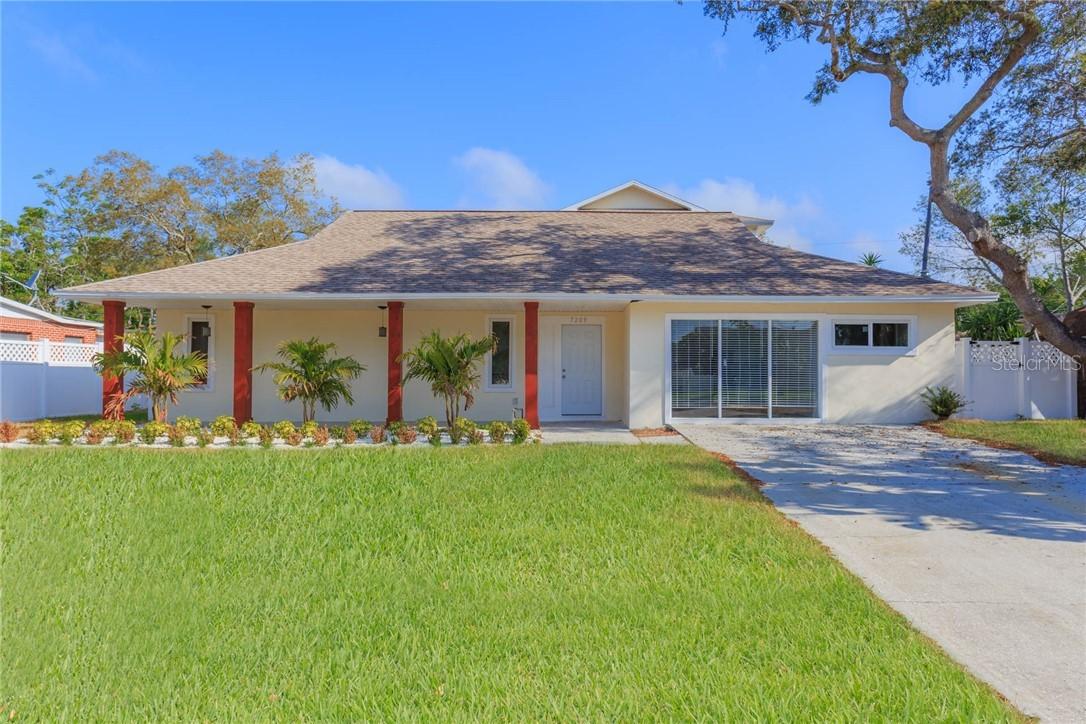 7209 1st Ave., St Petersburg, FL 33710