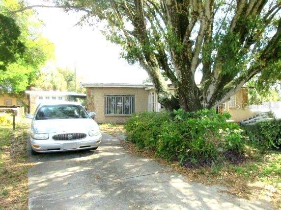 4417 Booker T Dr., Tampa, FL 33610