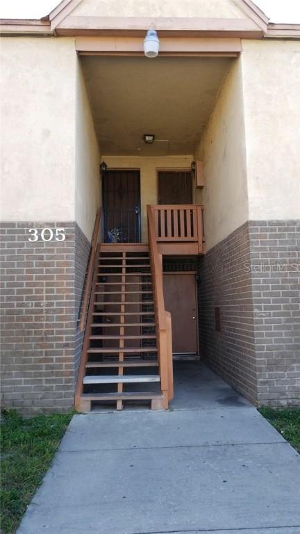 305 E Wellington Ct. #61, Tampa, FL 33604
