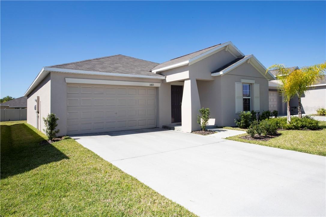 16821 Peaceful Valley Dr., Wimauma, FL 33598