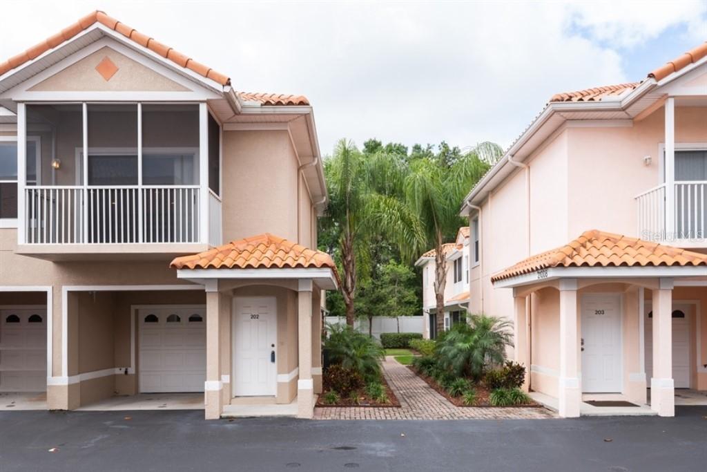 21020 Sunpoint Way #202, Lutz, FL 33558