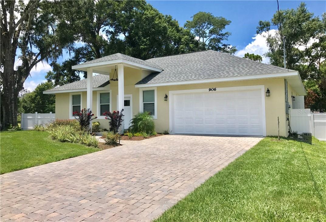 906 Dennis Ave., Orlando, FL 32807