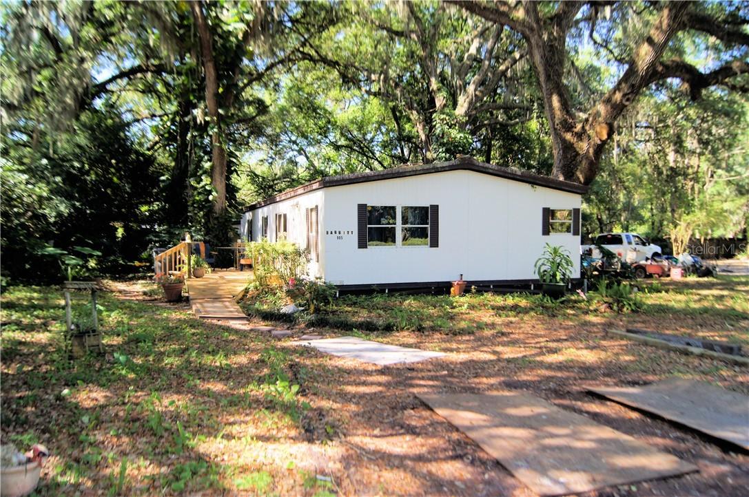 905 Marjorie Ave., Brandon, FL 33511