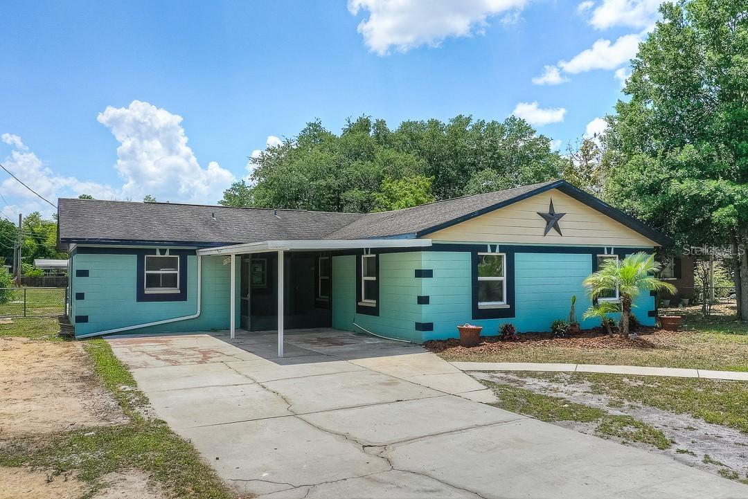 1539 Dolphin Dr., Lakeland, FL 33801