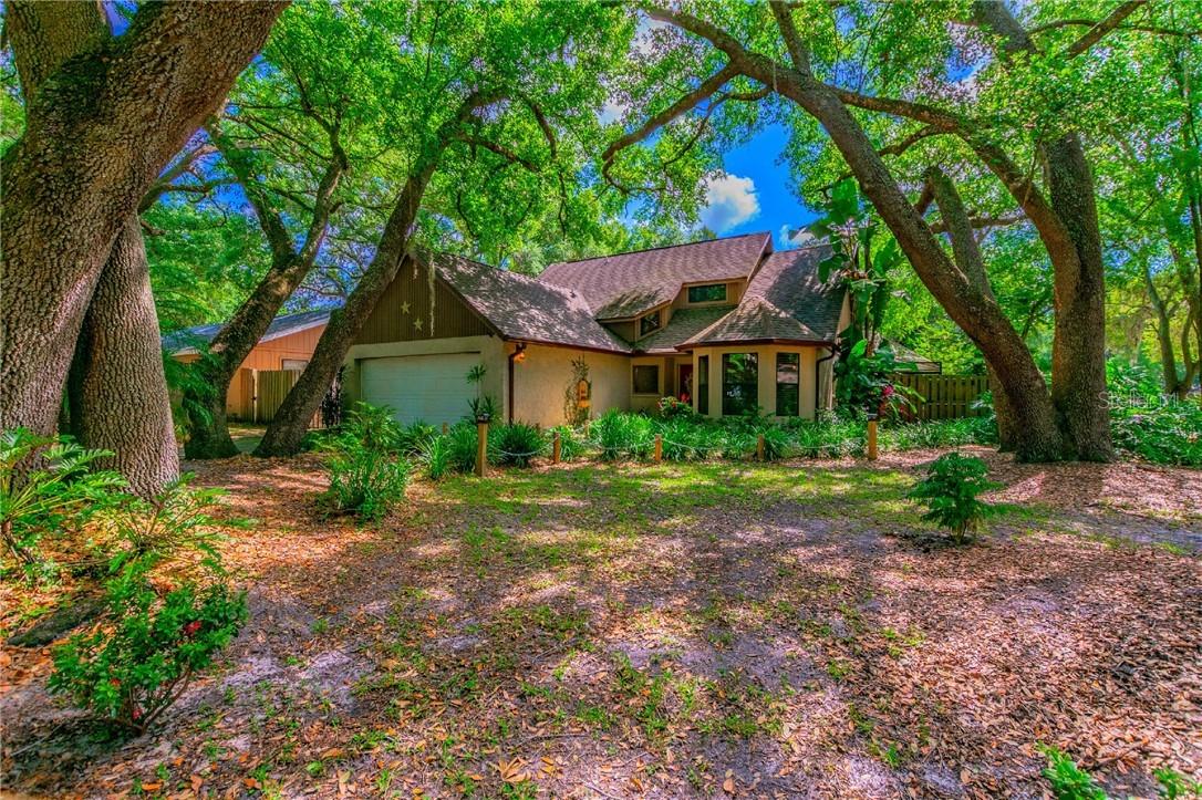 2318 Towery Tr., Lutz, FL 33549
