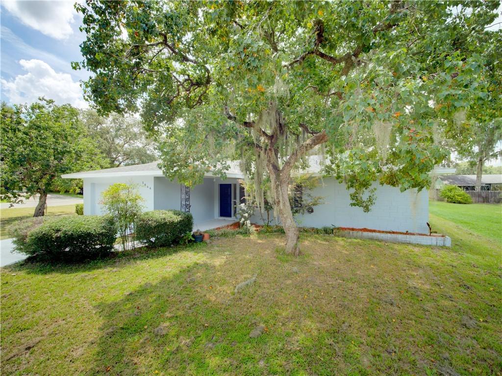 5864 W Pine Cir., Crystal River, FL 34429