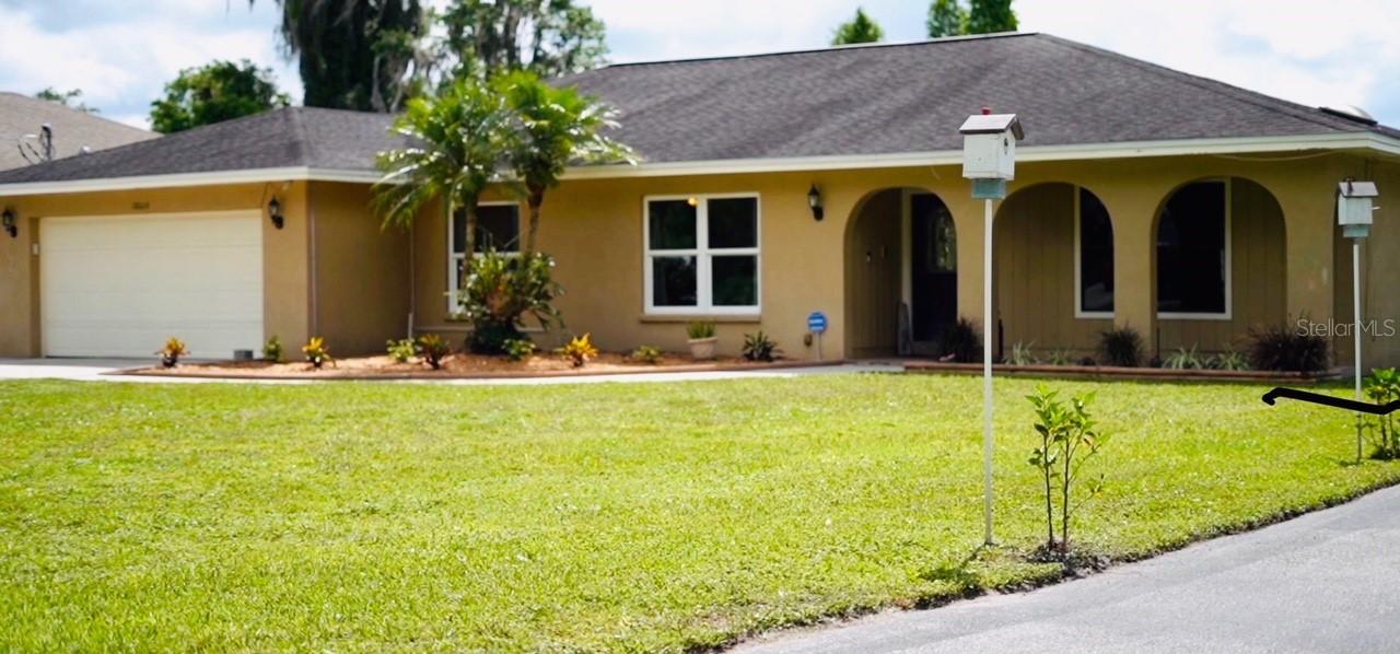 18609 Lakeshore Dr., Lutz, FL 33549