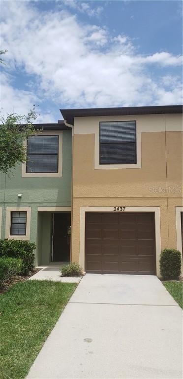 2437 Hibiscus Bay Ln., Brandon, FL 33511
