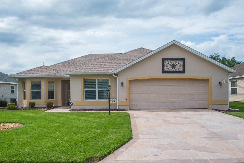 1869 Scarboro Ct., The Villages, FL 32162