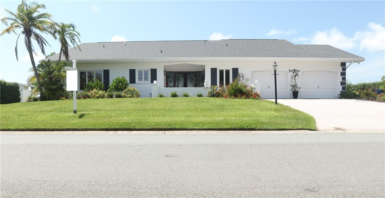 5207 Bay State Rd., Palmetto, FL 34221