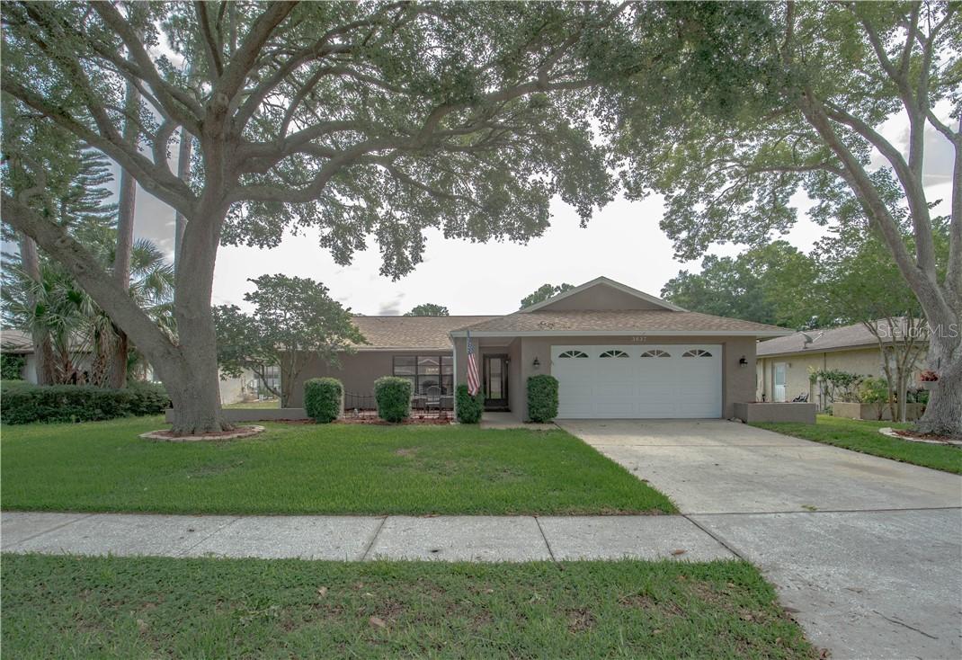3637 Fairway Forest Cir., Palm Harbor, FL 34685