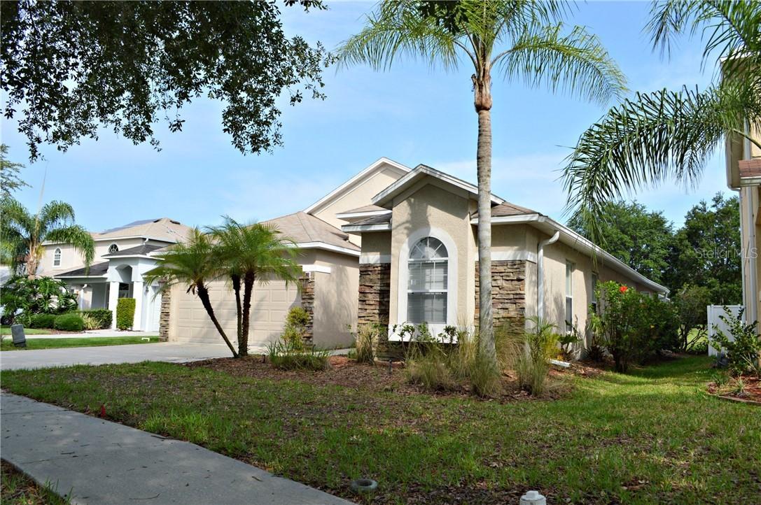 7113 Moss Ledge Run, Land O Lakes, FL 34637