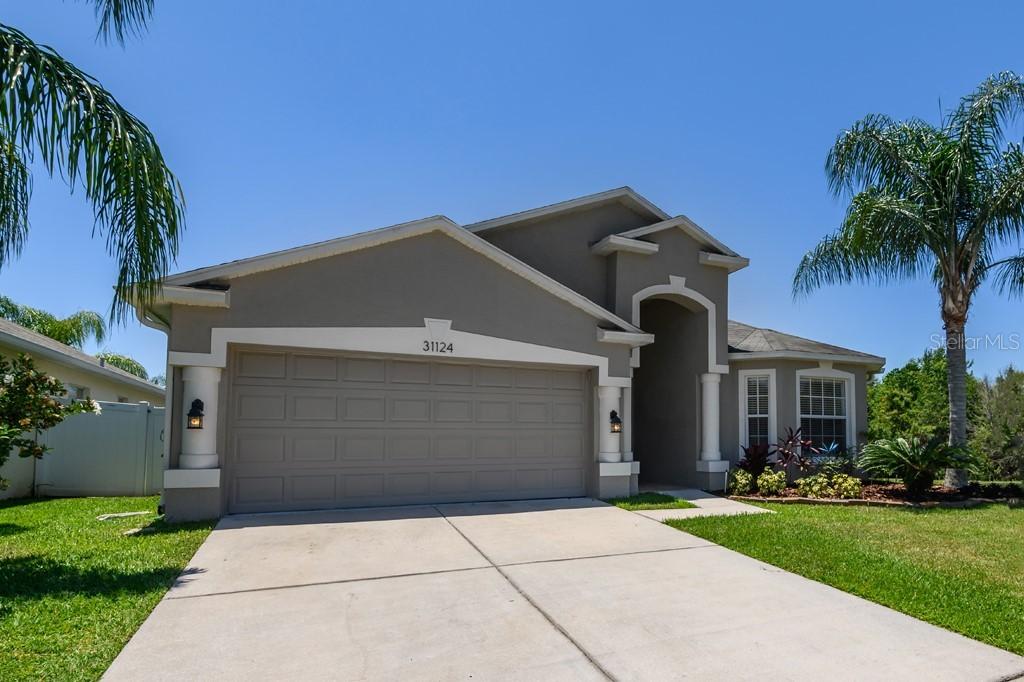 31124 Whinsenton Dr., Wesley Chapel, FL 33543