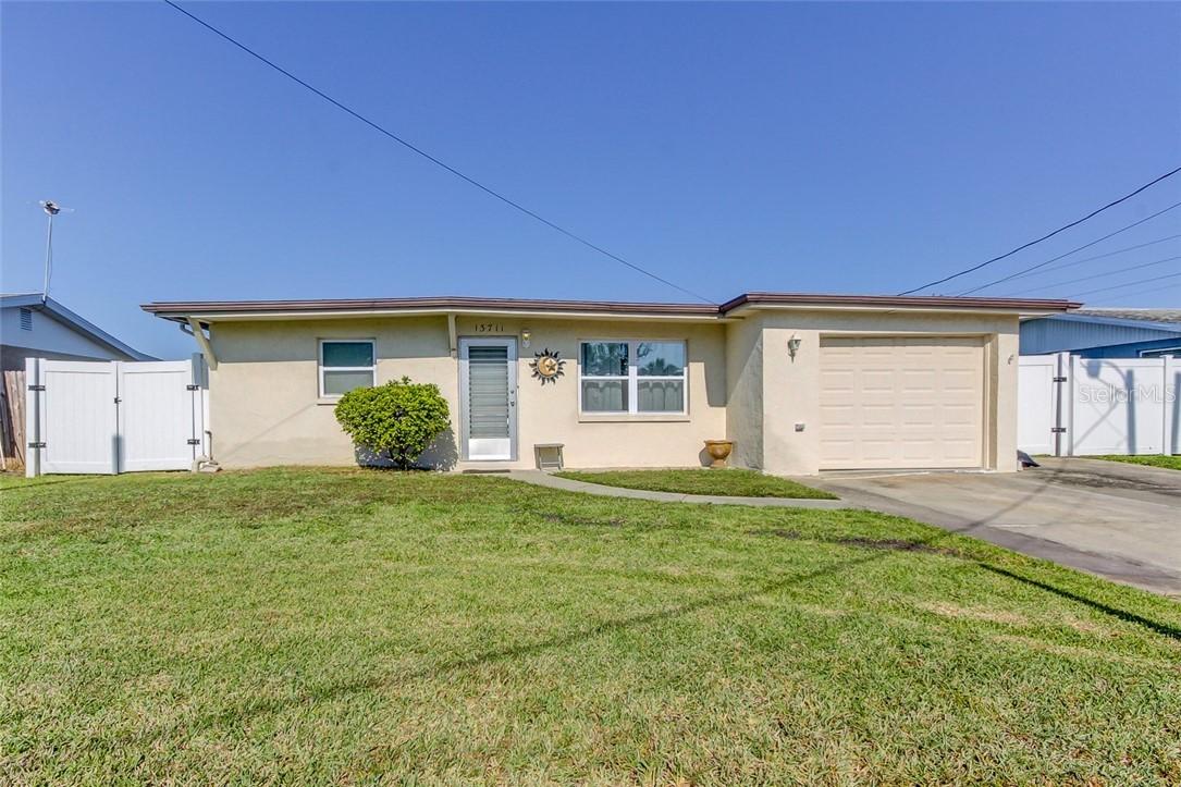 13711 Frances Ave., Hudson, FL 34667