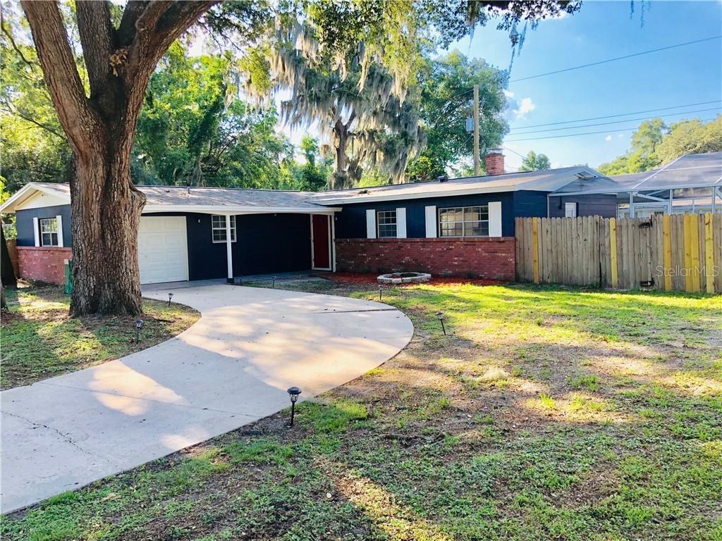 910 Edgedale Cir., Brandon, FL 33510