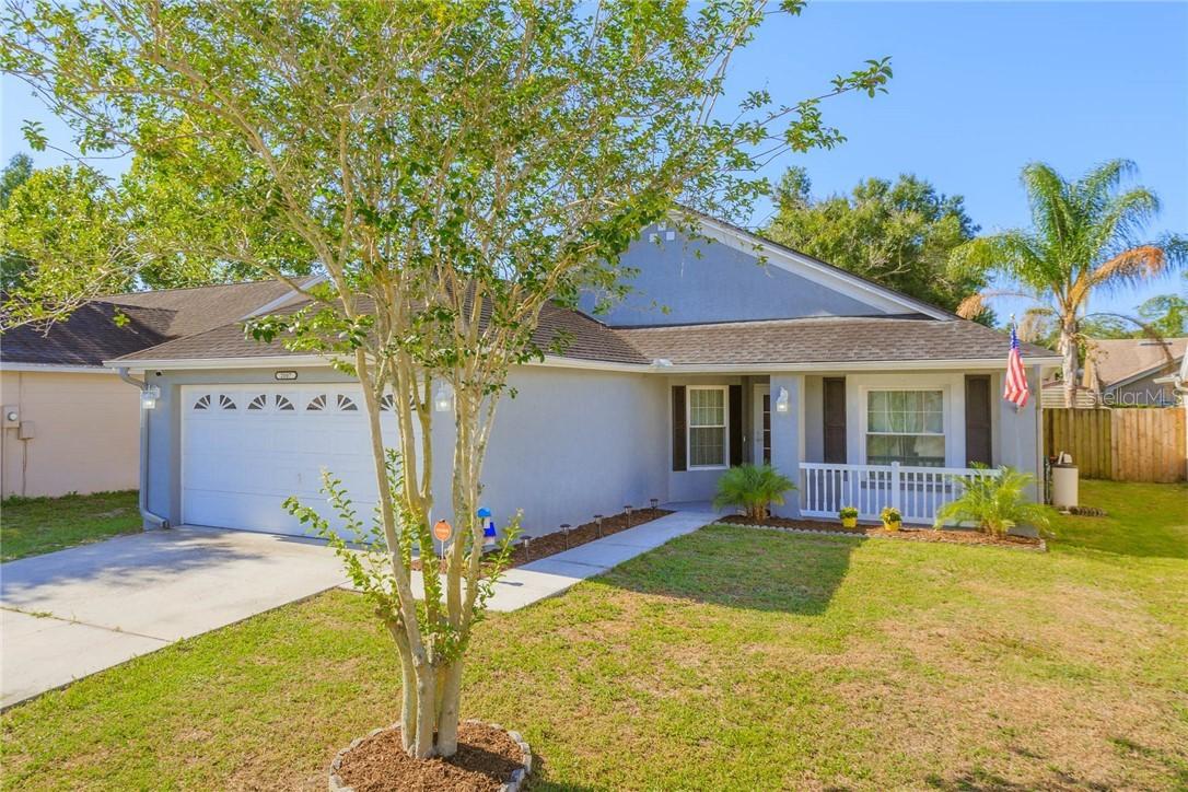 2007 Sarah Louise Dr., Brandon, FL 33510
