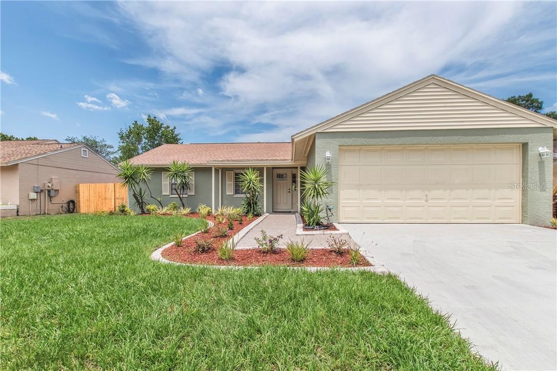 1632 Pintail Ct., Lutz, FL 33549