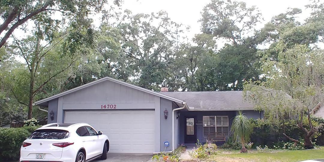 14702 Tall Tree Dr., Lutz, FL 33559