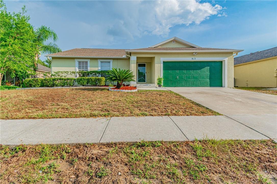 913 Greenbelt Cir., Brandon, FL 33510