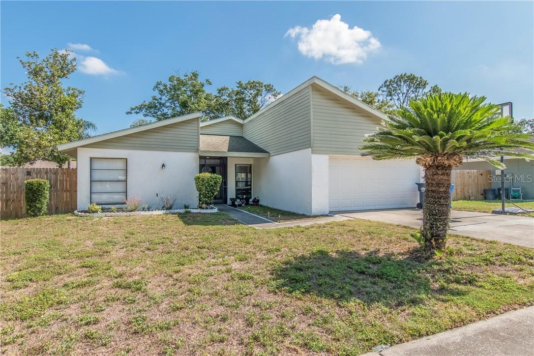 2322 Southern Lites Ave., Lutz, FL 33549