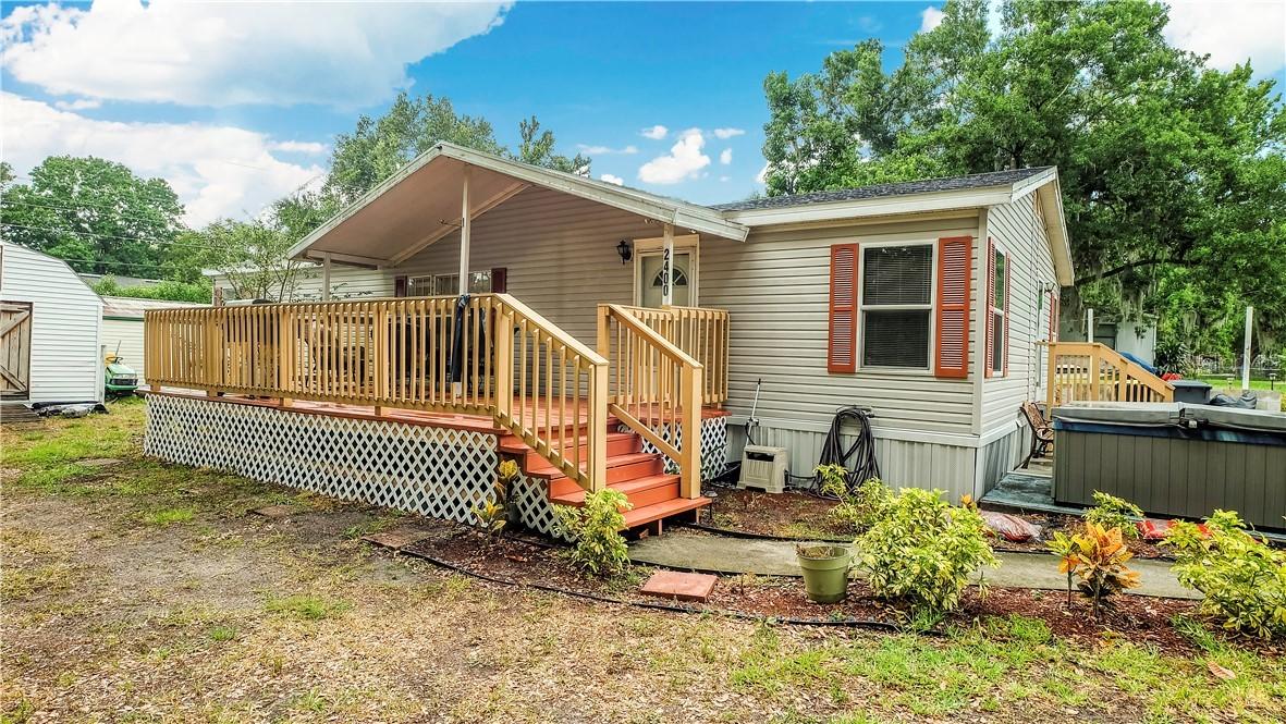 2400 Island Oaks, Lakeland, FL 33805