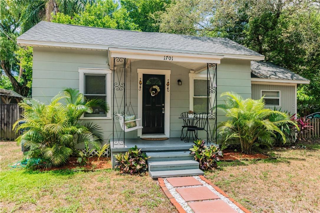 1701 E Powhatan Ave., Tampa, FL 33610