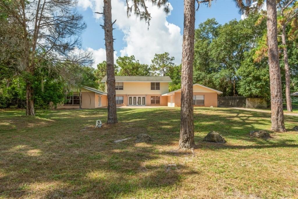 17720 Eagle Ln., Lutz, FL 33558