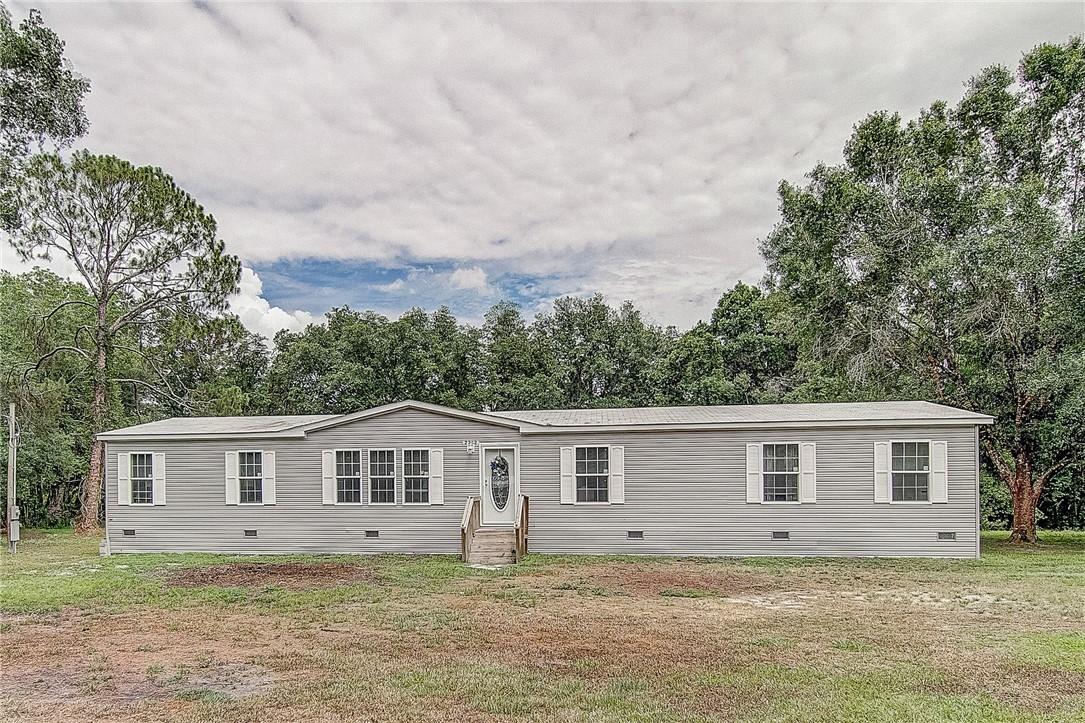 2252 Saunders Rd., Zephyrhills, FL 33540