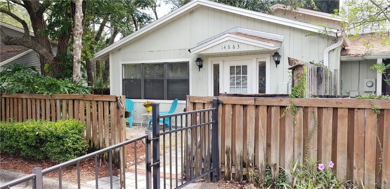 14663 Pine Glen Cir. #8, Lutz, FL 33559