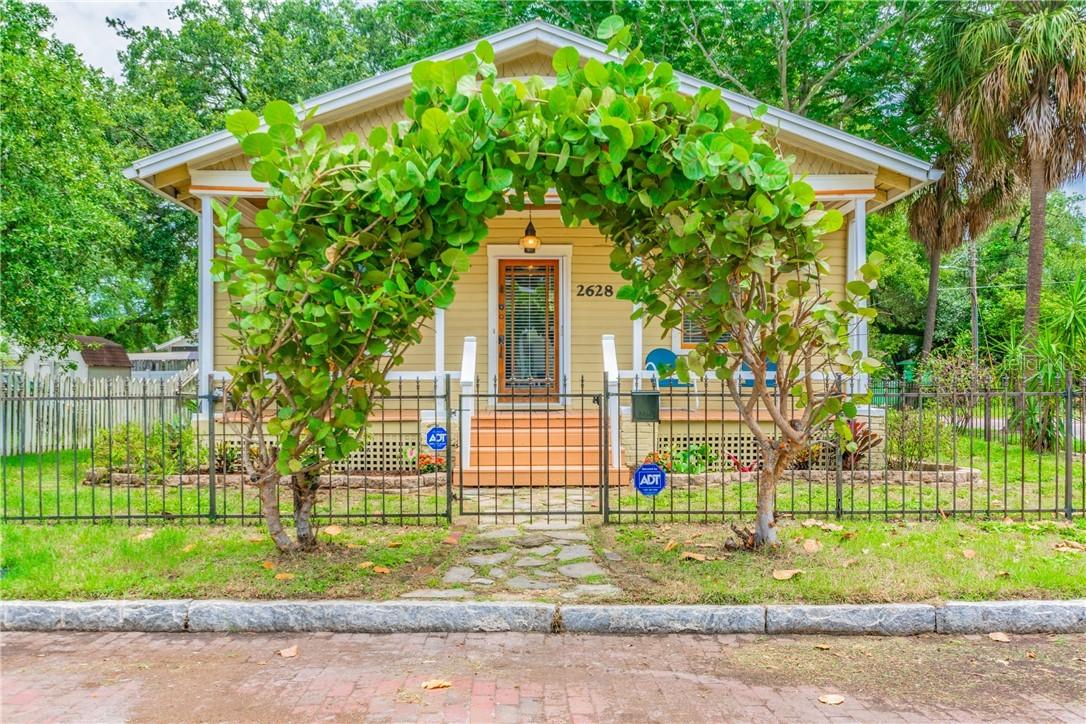 2628 E Clark St., Tampa, FL 33605
