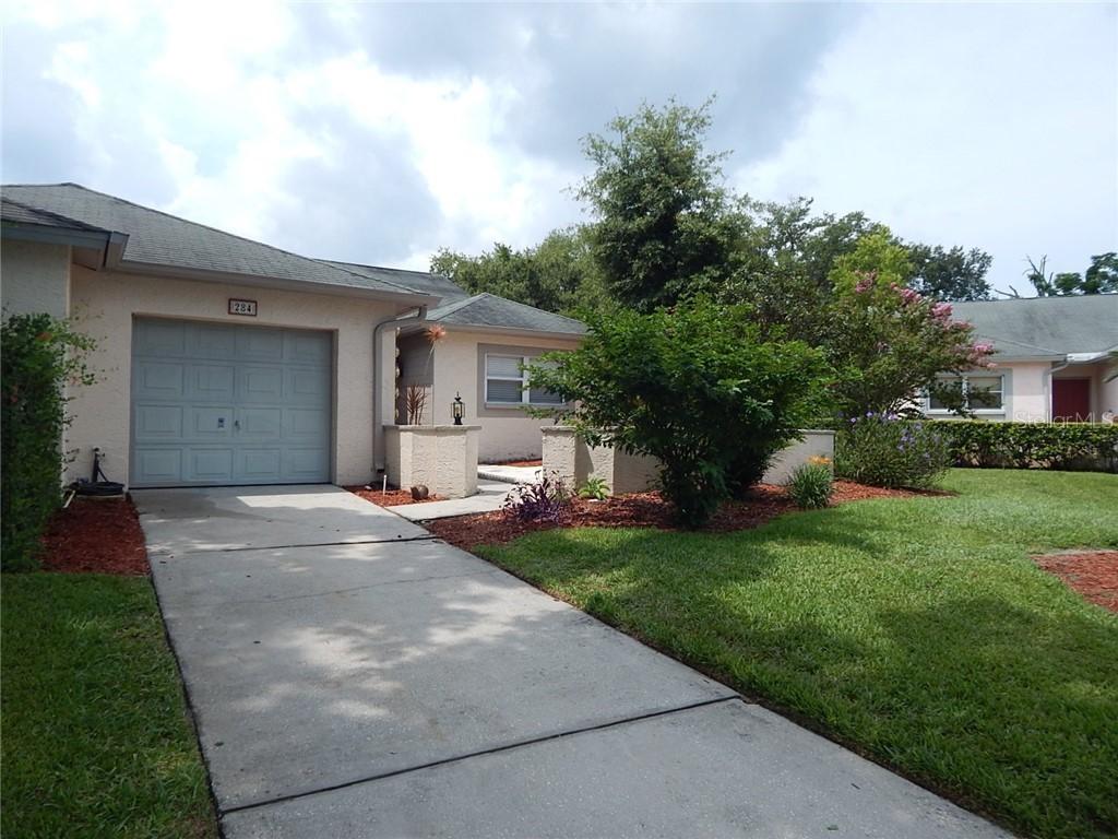 284 Buckingham Pl., Palm Harbor, FL 34684