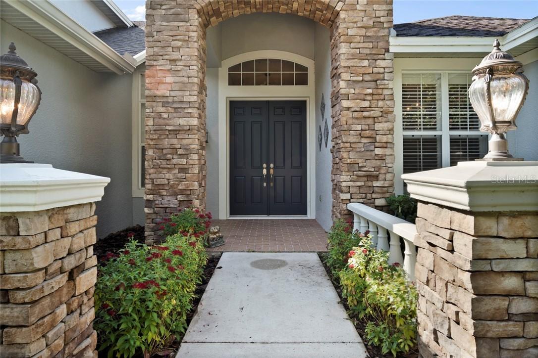 2819 Park Meadow Dr., Valrico, FL 33594