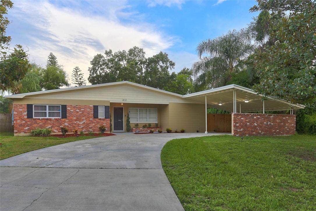 810 W 118th Ave., Tampa, FL 33612