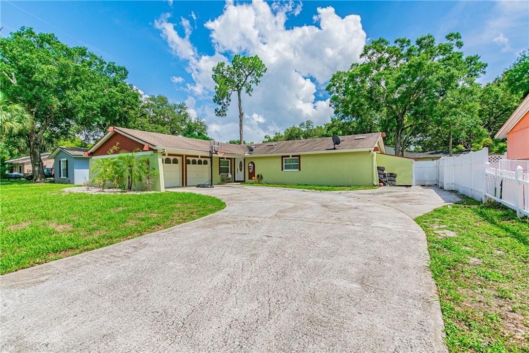 8012 W Elm St., Tampa, FL 33615