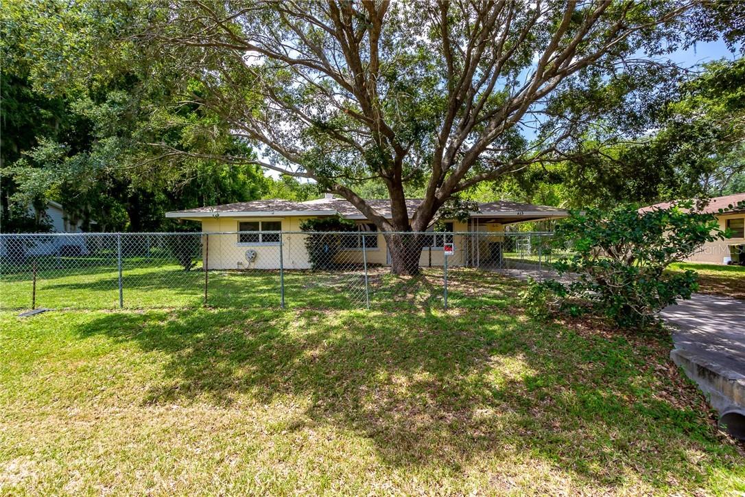 813 Swann Dr., Lakeland, FL 33809