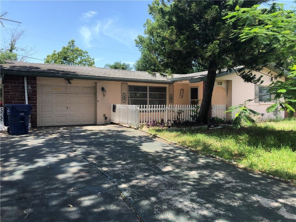 3347 Wiltshire Dr., Holiday, FL 34691