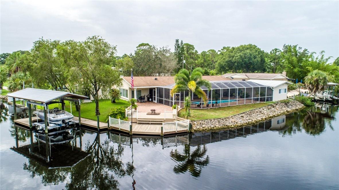 309 Carlyle Blvd., Ruskin, FL 33570