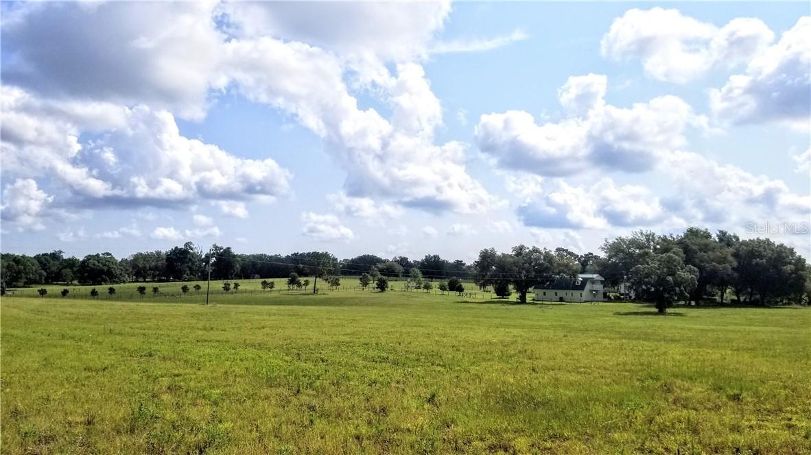 White Rd, Brooksville, FL 34602