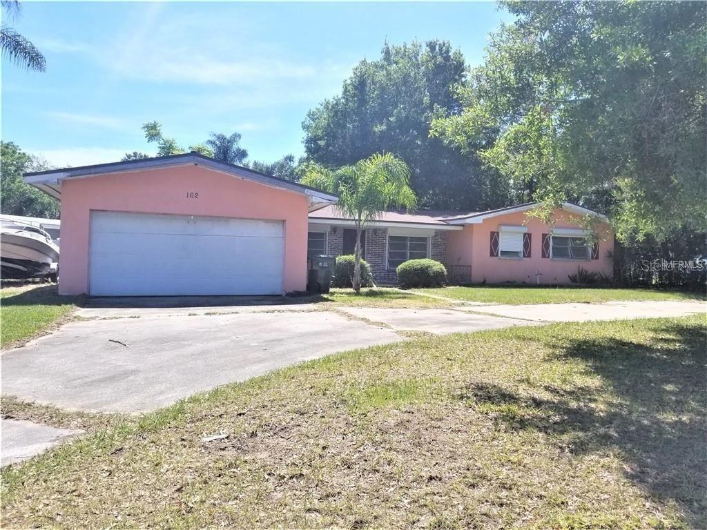 162 Overbrook St., Largo, FL 33770
