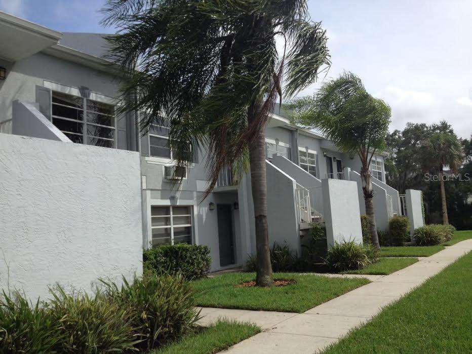 4132 Dolphin Dr., Tampa, FL 33617