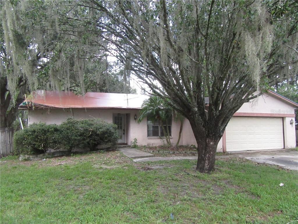 1414 Eastwood Dr., Lutz, FL 33549