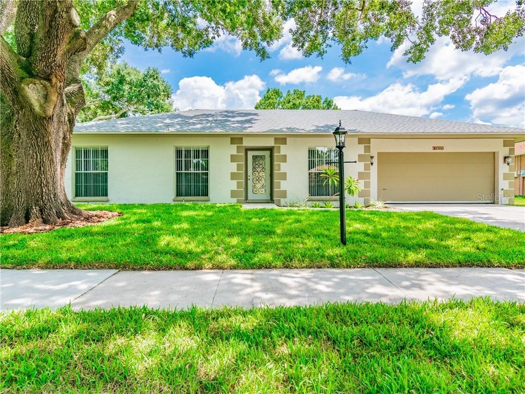 13814 Cherry Brook Ln., Tampa, FL 33618